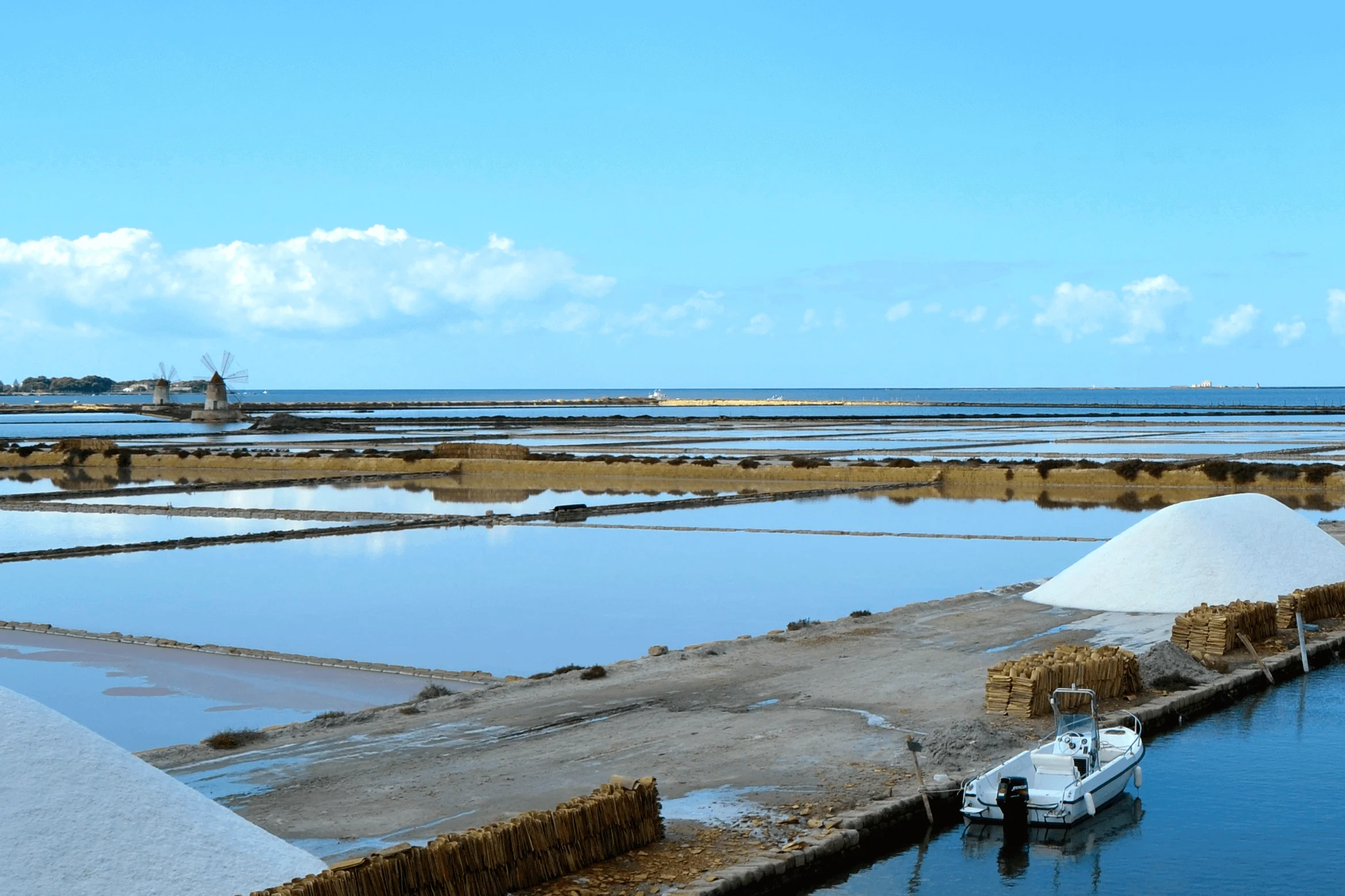 Salt production basins-Farm.jpg 